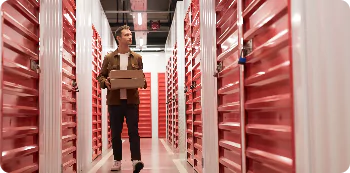Residential self storage facility in Dubai for home moving, furniture storage, and downsizing
